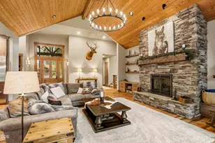 56413 Fireglass Loop, Bend, OR 97707 - Photo 8