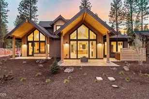 56433 Elk Run Dr, Bend, OR 97707 - Photo 2