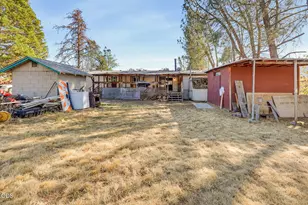 8744 Hwy 238, Jacksonville, OR 97530 - Photo 36