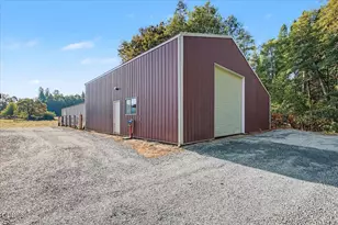 4881 Fish Hatchery Rd, Grants Pass, OR 97527 - Photo 46