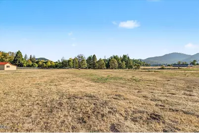 4881 Fish Hatchery Road, Grants Pass, OR 97527 - Photo 74