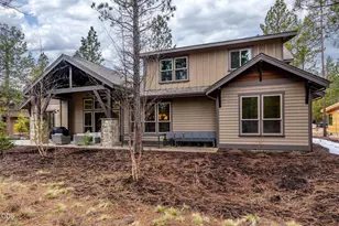 56887 Dancing Rock Loop, Bend, OR 97707 - Photo 4