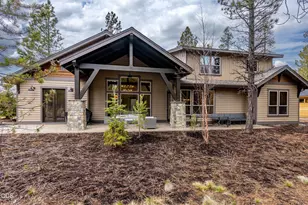 56887 Dancing Rock Loop, Bend, OR 97707 - Photo 2