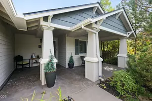 61390 Rock Bluff Ln, Bend, OR 97702 - Photo 2