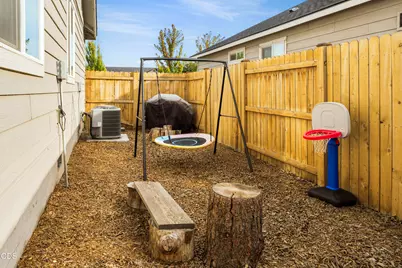 3822 SW Pumice Avenue, Redmond, OR 97756 - Photo 28