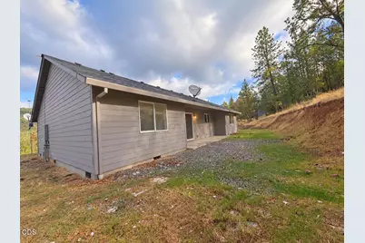 1780 Wards Creek Road, Rogue River, OR 97537 - Photo 14