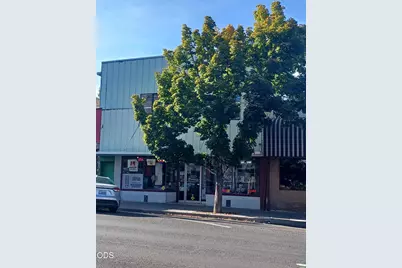 1023 Main, Klamath Falls, OR 97601 - Photo 1