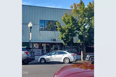1023 Main, Klamath Falls, OR 97601 - Photo 2