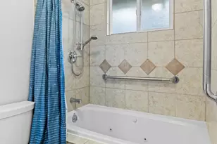 945 NE Beacon Dr, Grants Pass, OR 97526 - Photo 26
