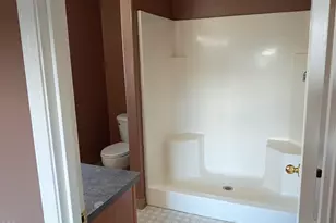 5594 Kellal Ln, Klamath Falls, OR 97603 - Photo 12