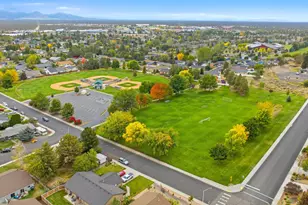 2504 SW 32nd St, Redmond, OR 97756 - Photo 36