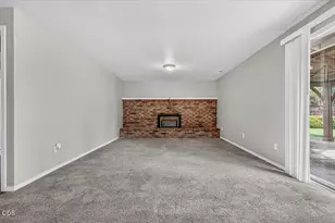 611 Edwina Ave, Central Point, OR 97502 - Photo 20