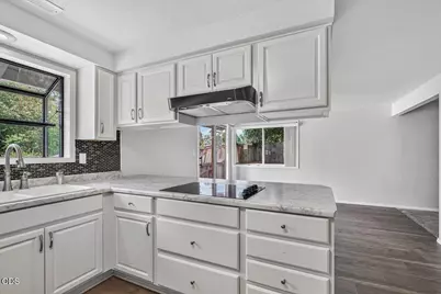 611 Edwina Avenue, Central Point, OR 97502 - Photo 14