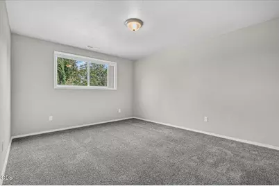 611 Edwina Avenue, Central Point, OR 97502 - Photo 28