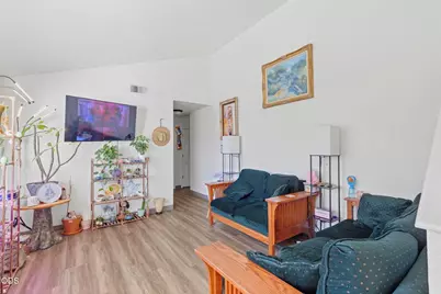 1086 Rainwood Lane, Grants Pass, OR 97527 - Photo 2