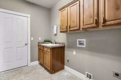 1748 NW Nickernut Place, Redmond, OR 97756 - Photo 16