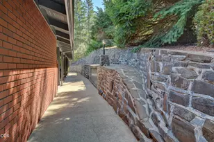 5263 Griffin Ln, Medford, OR 97501 - Photo 74
