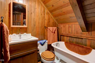 5263 Griffin Ln, Medford, OR 97501 - Photo 96