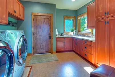 824 Highland View Loop, Redmond, OR 97756 - Photo 64