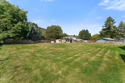 175 W Evans Creek Road, Rogue River, OR 97537 - Photo 24