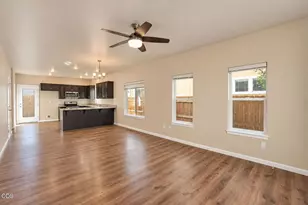 171 Poppy Bay Pl, Talent, OR 97540 - Photo 2