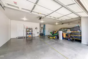 324 SE Barber Rd, Madras, OR 97741 - Photo 8