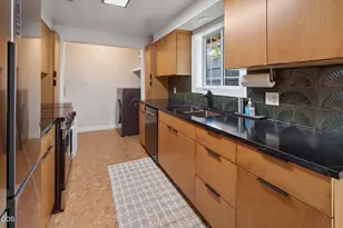 3060 SW 35th Ct, Redmond, OR 97756 - Photo 8