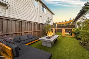 2265 NW Skyline Ranch Rd, Bend, OR 97703 - Photo 34