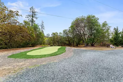 8939 Monument Drive, Grants Pass, OR 97526 - Photo 42
