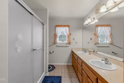 1810 SW J Street, Grants Pass, OR 97526 - Photo 22