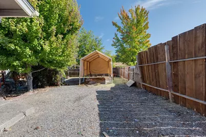 203 S Rose Street, Phoenix, OR 97535 - Photo 26