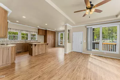 2085 Stringer Gap Road, Grants Pass, OR 97527 - Photo 6