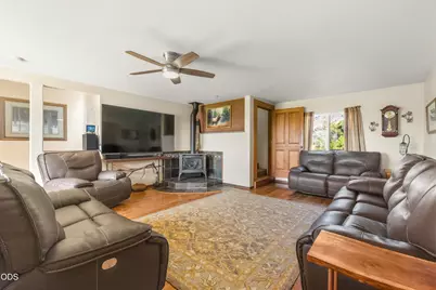 7808 Hilyard Avenue, Klamath Falls, OR 97603 - Photo 8