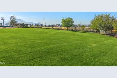 7808 Hilyard Avenue, Klamath Falls, OR 97603 - Photo 58