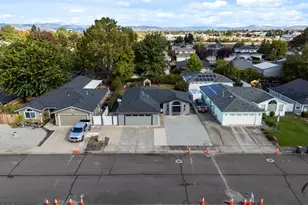1003 Juanita Way, Central Point, OR 97502 - Photo 36