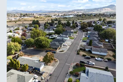 1003 Juanita Way, Central Point, OR 97502 - Photo 42