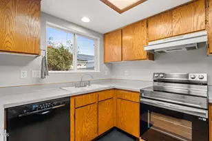 1003 Juanita Way, Central Point, OR 97502 - Photo 12