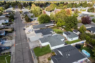 1003 Juanita Way, Central Point, OR 97502 - Photo 38