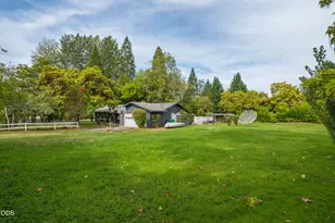 170 Allenwood Dr, Grants Pass, OR 97527 - Photo 28