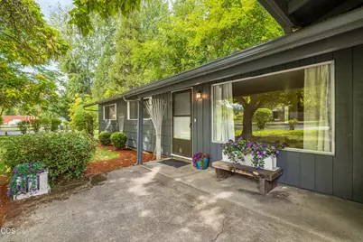 170 Allenwood Drive, Grants Pass, OR 97527 - Photo 4