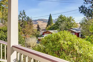 487 Rock St, Ashland, OR 97520 - Photo 6