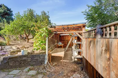 487 Rock Street, Ashland, OR 97520 - Photo 48