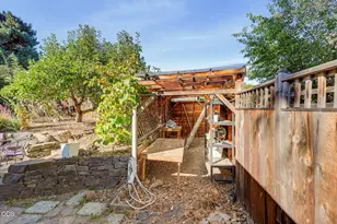 487 Rock St, Ashland, OR 97520 - Photo 48