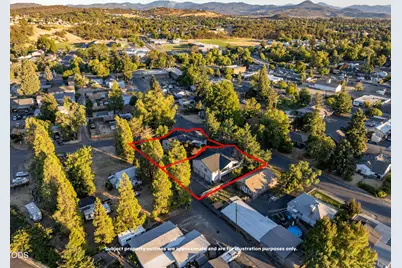 [Address not provided], Eagle Point, OR 97524 - Photo 4