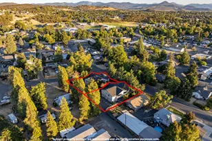 [Address not provided], Eagle Point, OR 97524 - Photo 4