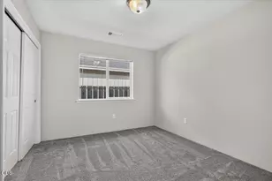 2320 Kamerin Ln, Medford, OR 97501 - Photo 16