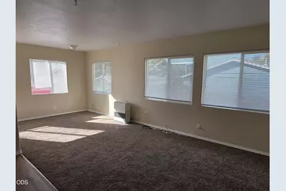 20060 Highway 62, Shady Cove, OR 97539 - Photo 10