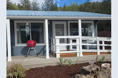 20060 Highway 62, Shady Cove, OR 97539 - Photo 2