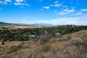 Hillside Ave, Klamath Falls, OR 97601 - Photo 1