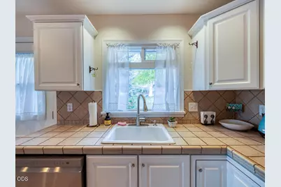 430 N Laguna Street, Klamath Falls, OR 97601 - Photo 4